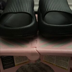 Stylish Black Women's Sandals. Brand new, never worn.